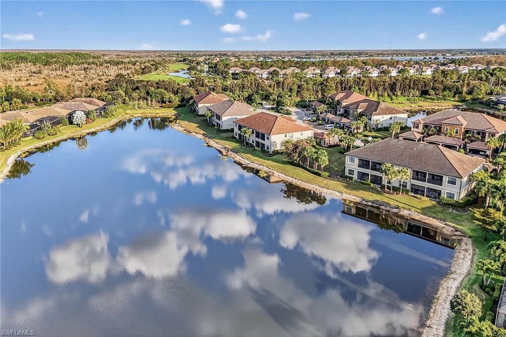 ESPLANADE - Residential