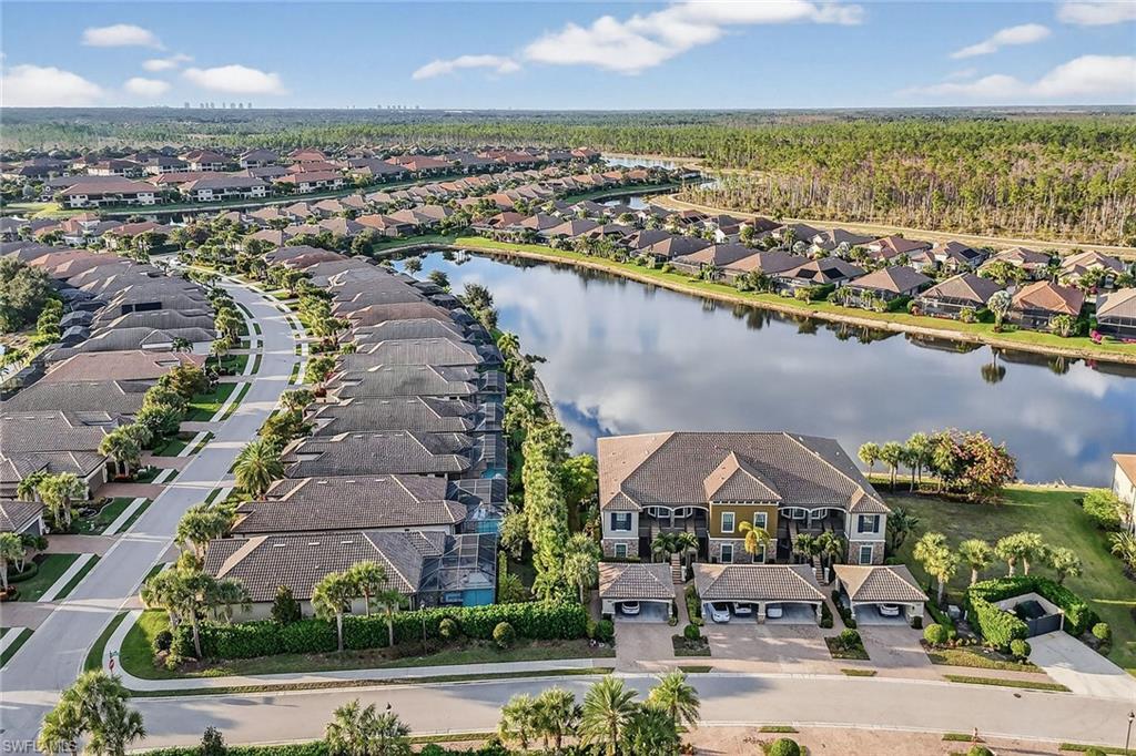 ESPLANADE - Residential