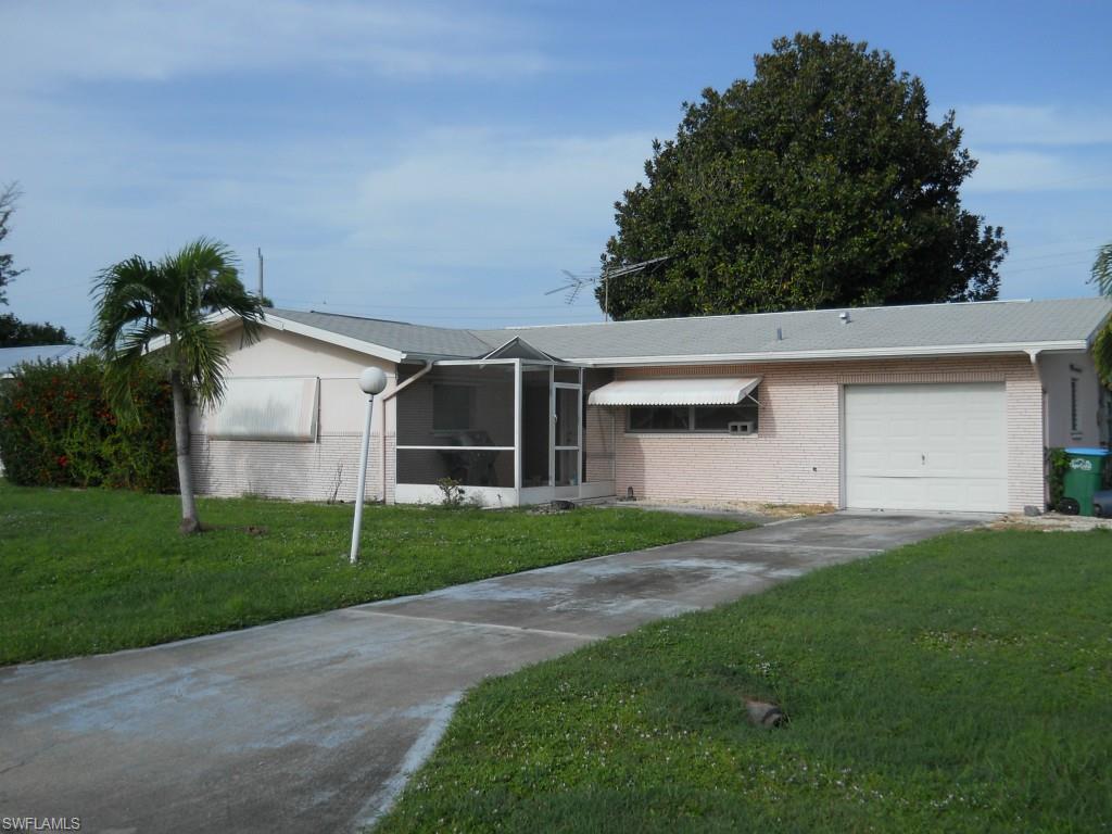 CAPE CORAL - Residential