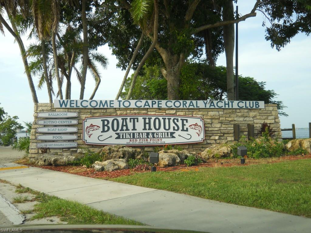CAPE CORAL - Residential