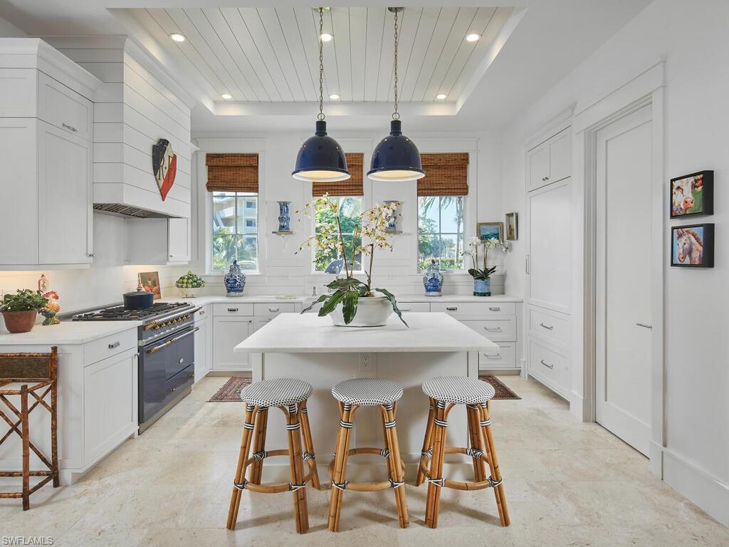 OLDE NAPLES - Residential