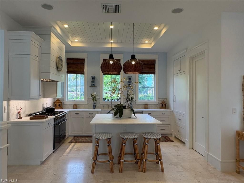 Photo of 909 10th AVE S, NAPLES, FL 34102 (MLS # 225072058)
