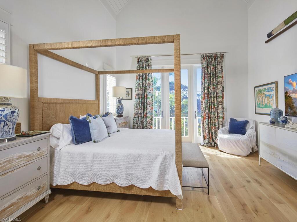 OLDE NAPLES - Residential