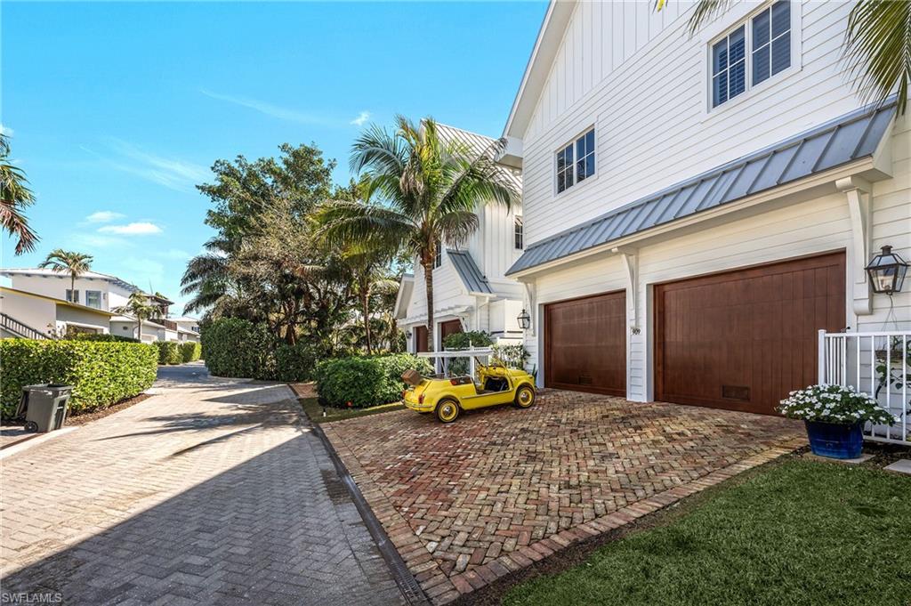 OLDE NAPLES - Residential