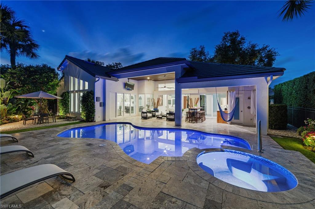 VALLEY OAK - Residential