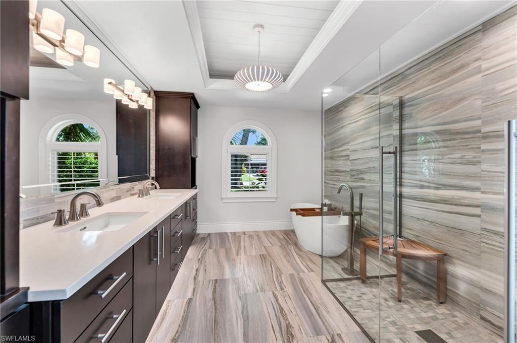 VALLEY OAK - Residential