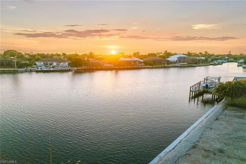 450 N Barfield DR MARCO ISLAND FL 34145