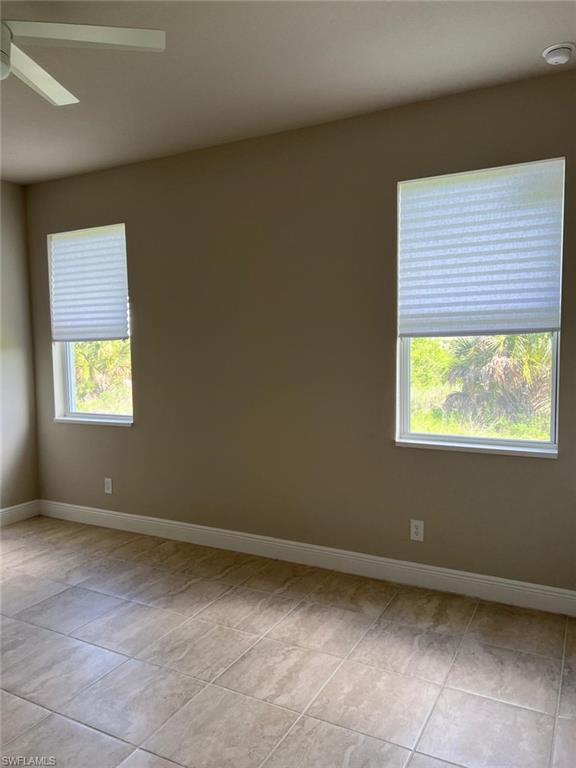 VILLAS OF LABELLE - Residential Lease