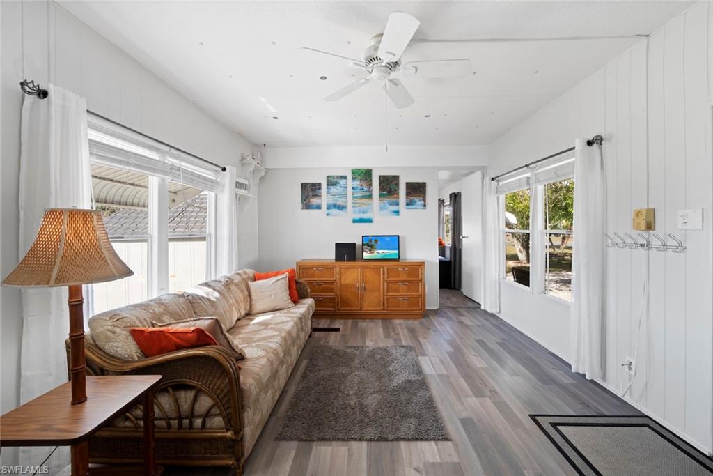 FLAMINGO BAY - Residential