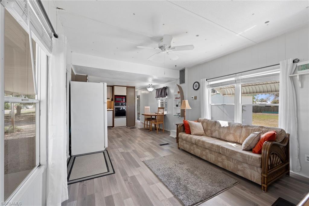 FLAMINGO BAY - Residential