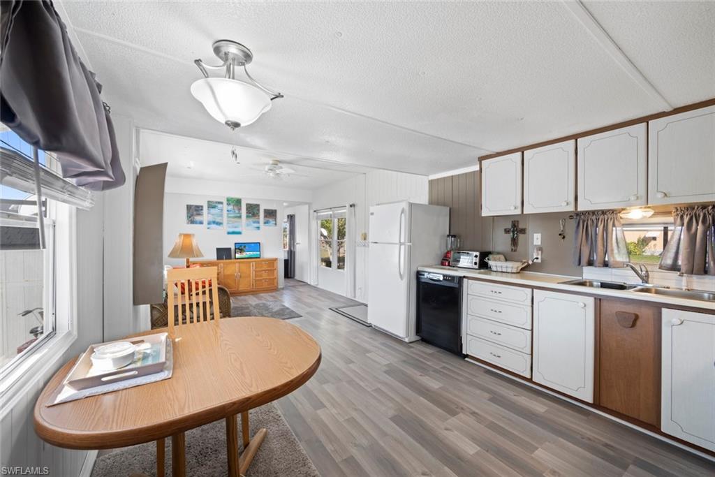 FLAMINGO BAY - Residential