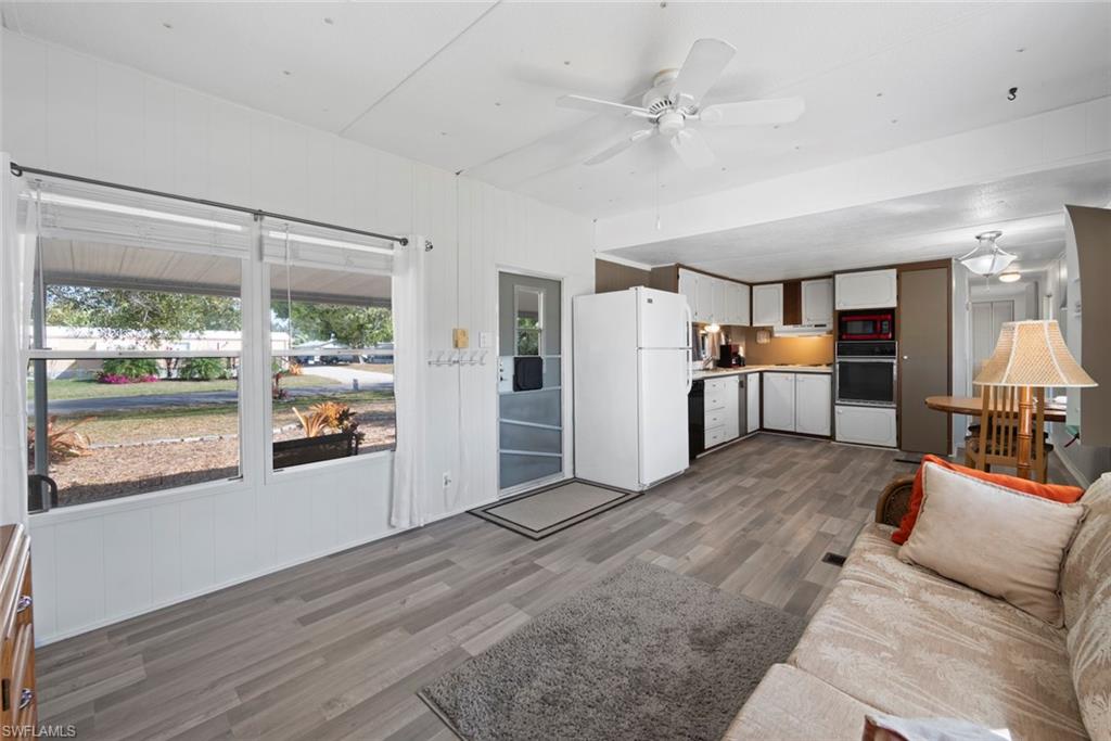 FLAMINGO BAY - Residential