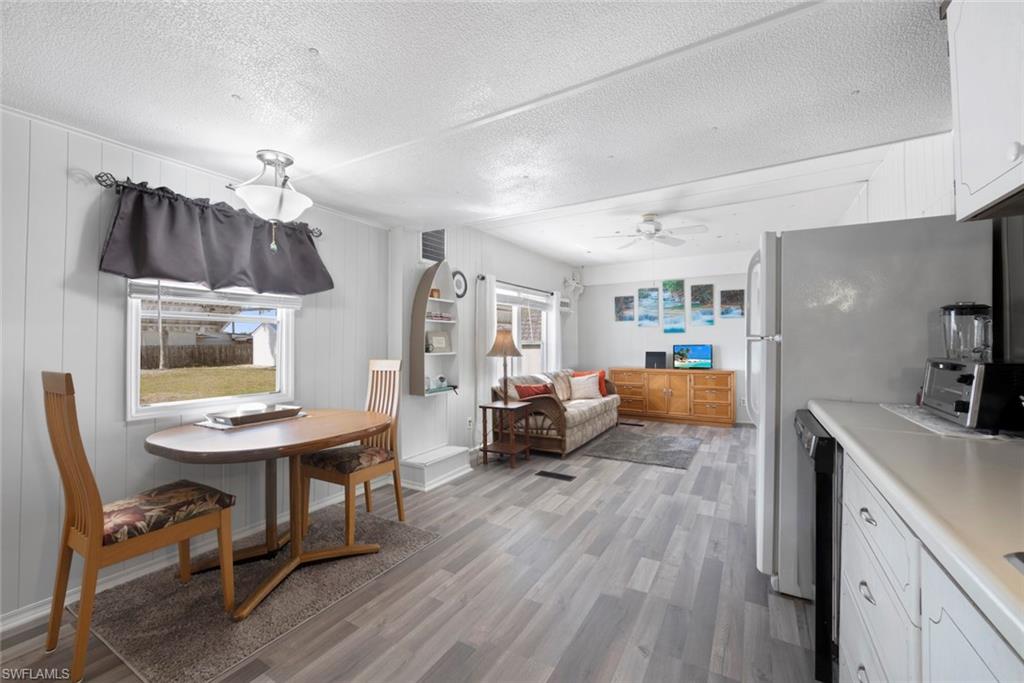 FLAMINGO BAY - Residential