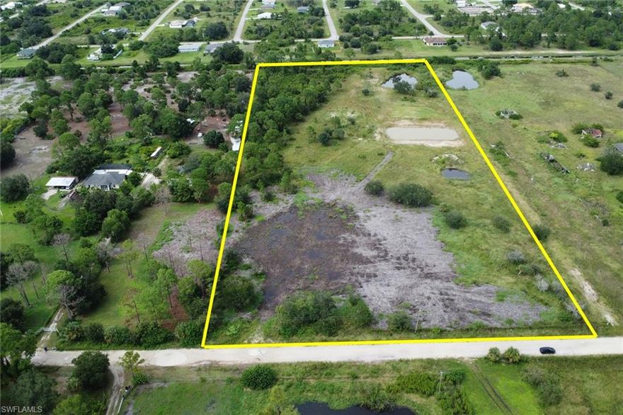 Zoned AG-2, 10 Acres, build your farmhouse, grow your agriculture, lots of potential. 10,000 home community just got approved for the West side of Wildcat drive, far enough not to effect your privacy but close enough to build property value. Endless potential.