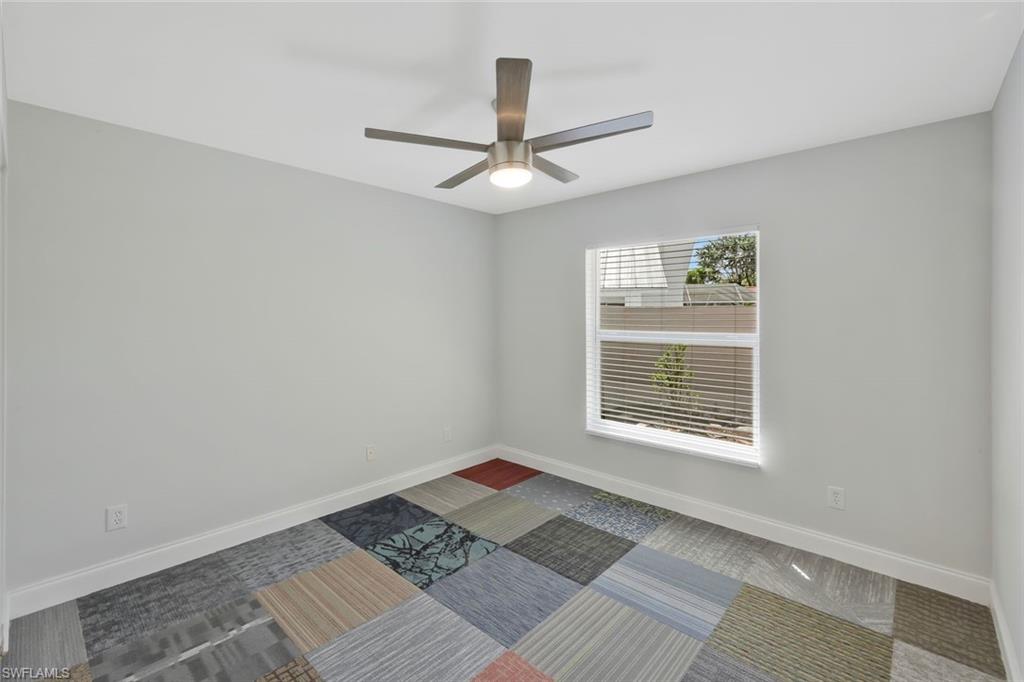 LONGSHORE LAKE - Residential