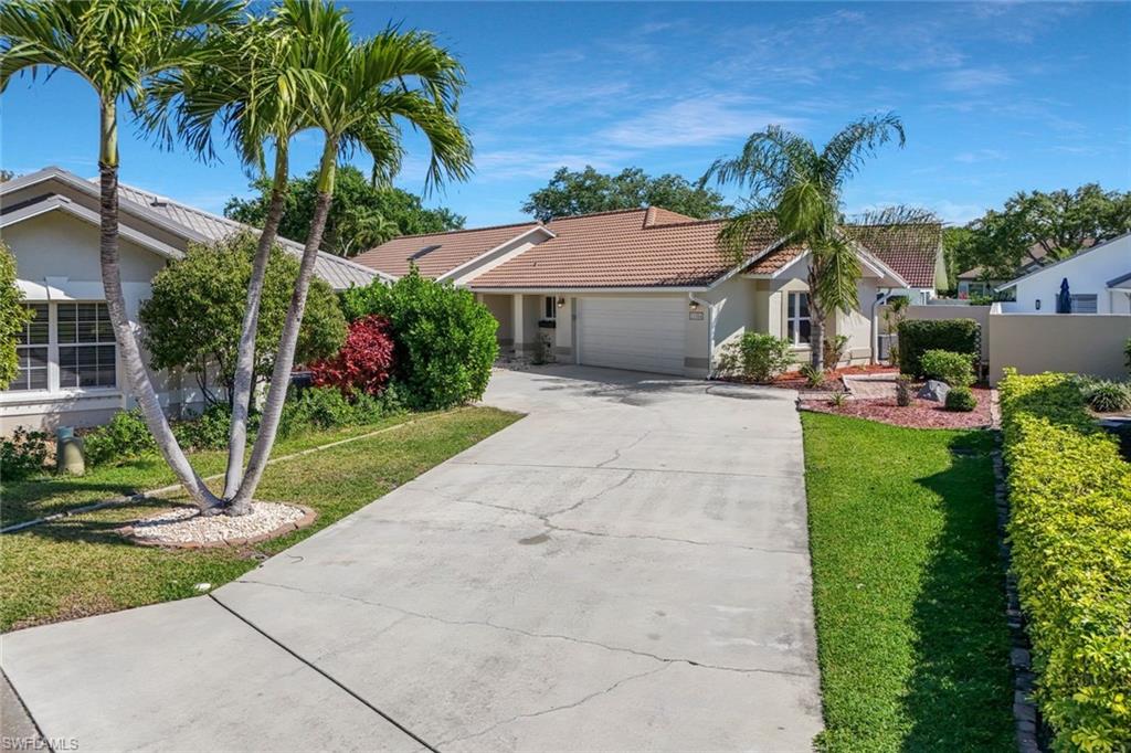 LONGSHORE LAKE - Residential