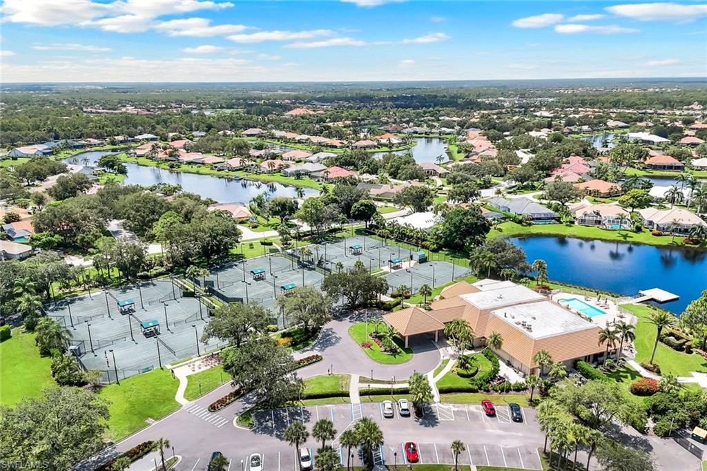 LONGSHORE LAKE - Residential