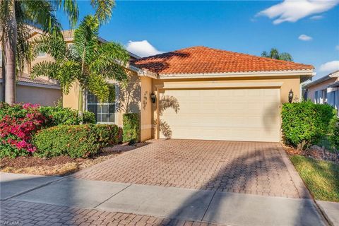 11081 Yellow Poplar DR FORT MYERS FL 33913