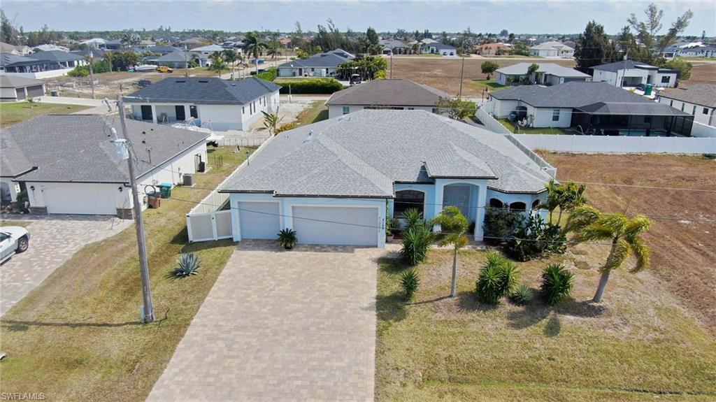 CAPE CORAL - Residential