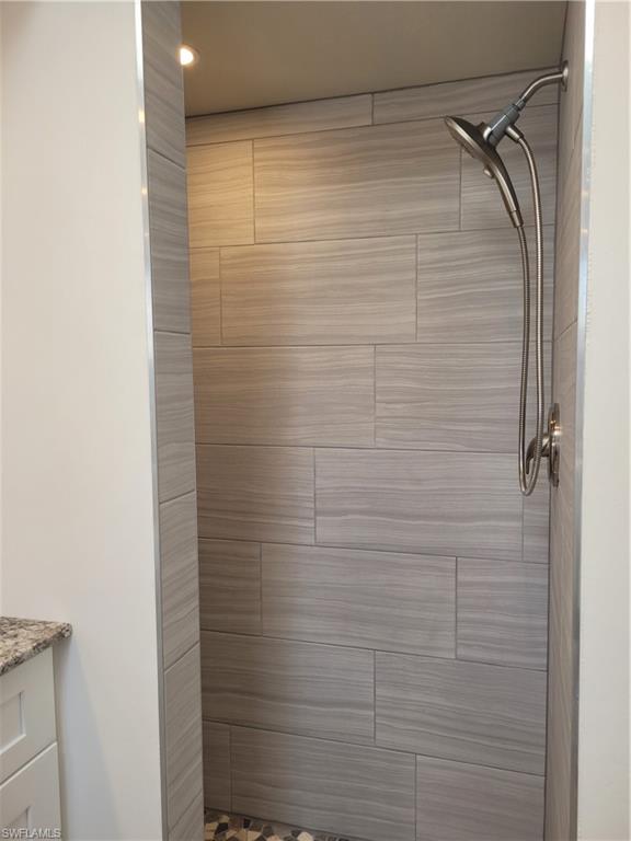 DEEP CREEK - Residential Lease