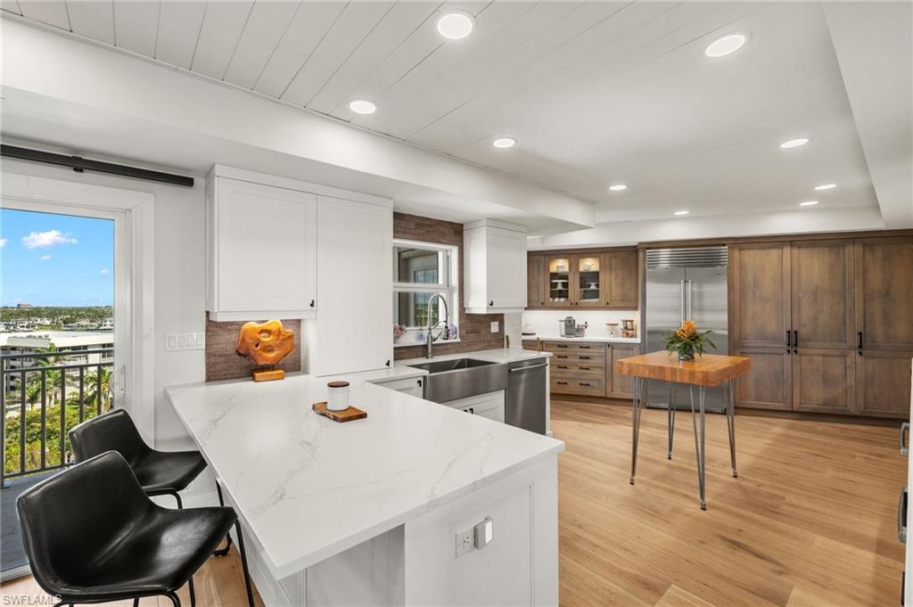 2901 GULF SHORE BLVD N 803S