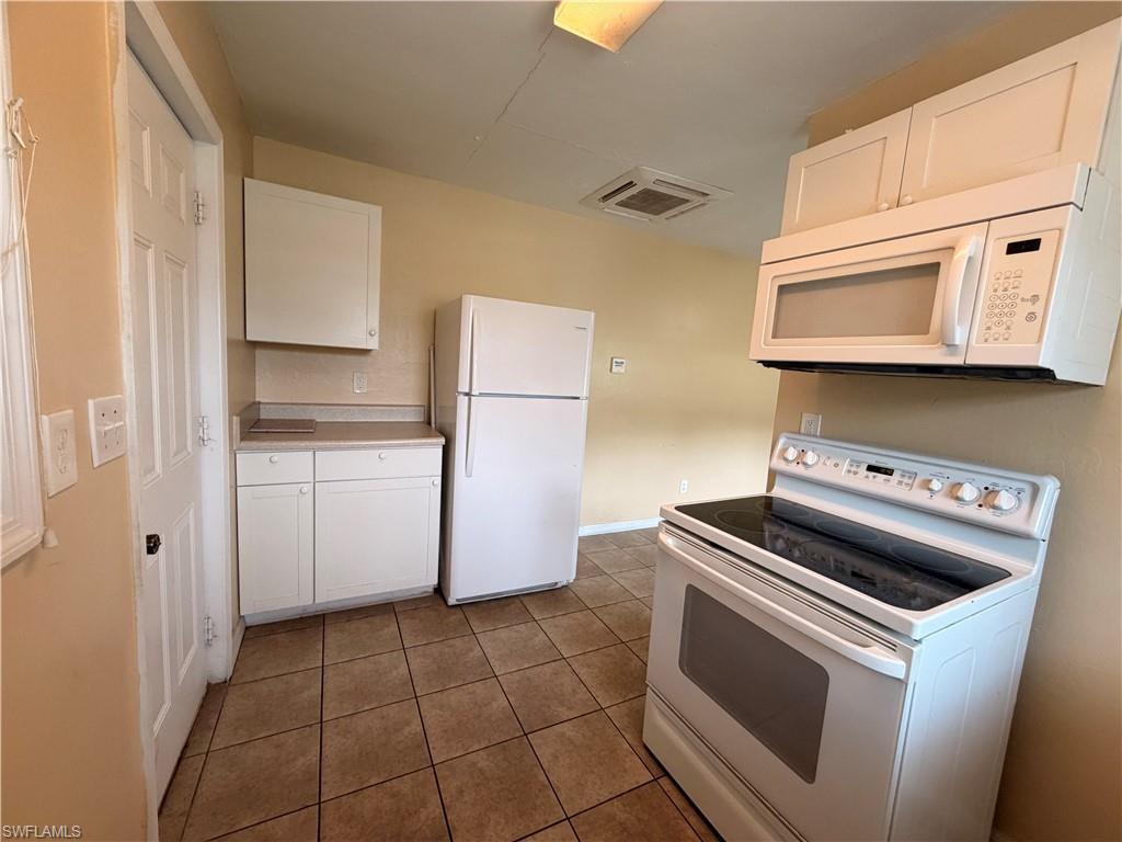 CORONADO RESUB BLKS C + D - Residential Lease