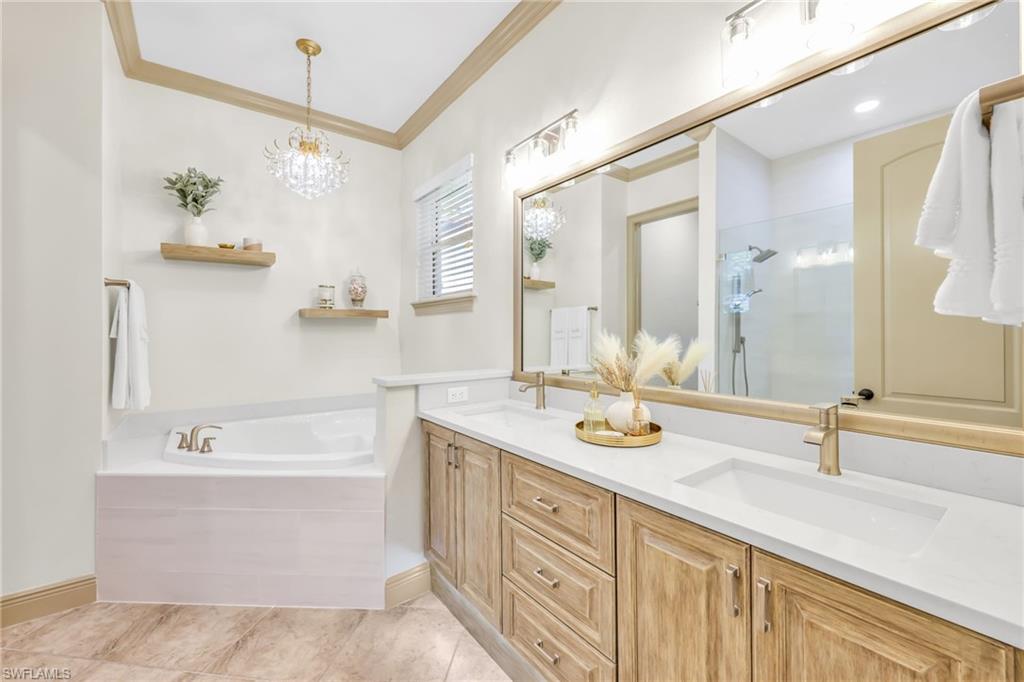 WILSHIRE LAKES - Residential