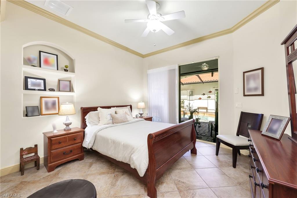 WILSHIRE LAKES - Residential