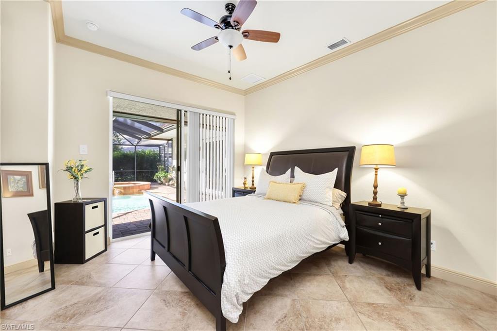 WILSHIRE LAKES - Residential