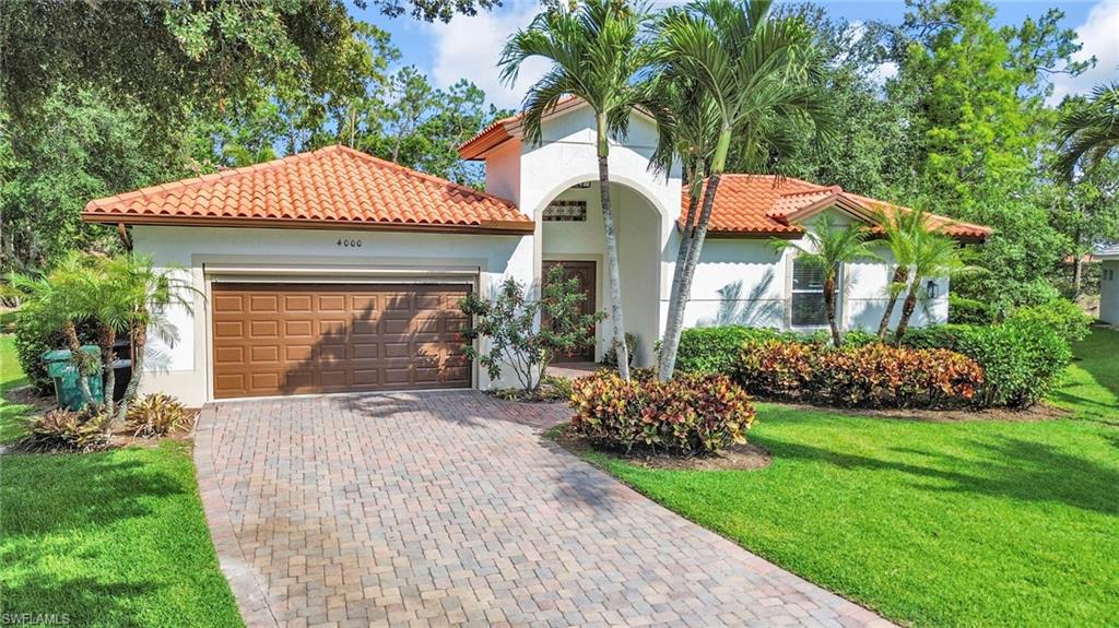 WILSHIRE LAKES - Residential