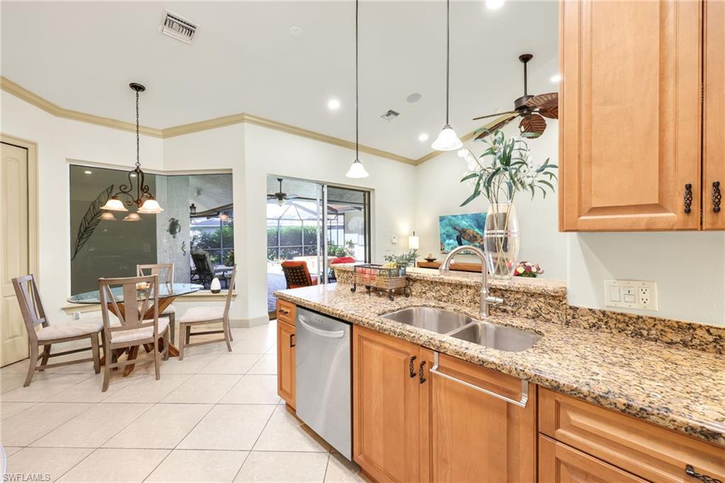 WILSHIRE LAKES - Residential