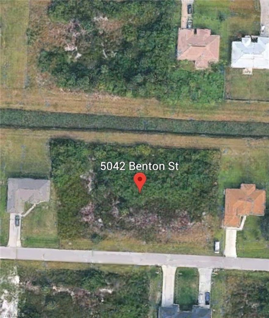 Build your dream home on this cleared 0.25-acre lot located just off Benton St, near Buckingham Rd. This ready-to-build property offers the perfect blend of convenience and opportunity, with easy access to shopping, dining, schools, and major roadways. Whether you're a builder, investor, or future homeowner, this is a prime choice in a thriving area. Don't miss your chance~properties like this move fast!