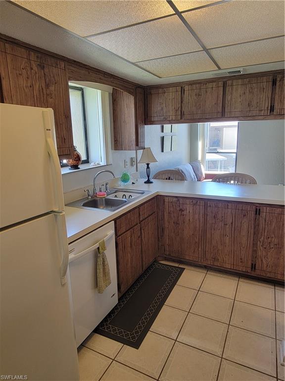 WINDWARD WAY CONDO - Residential Lease