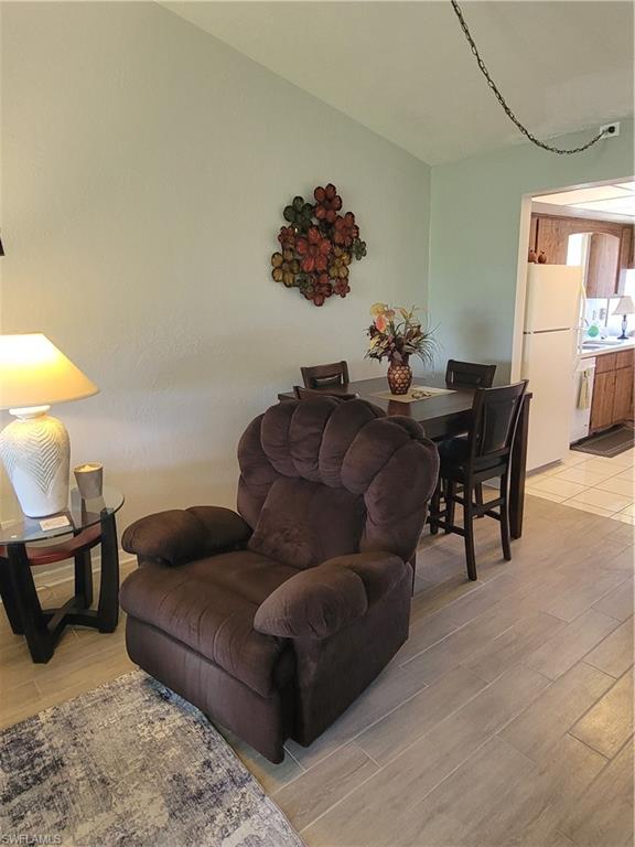 WINDWARD WAY CONDO - Residential Lease