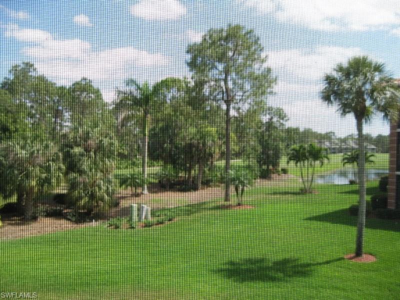 COUNTRY MANOR - Residential