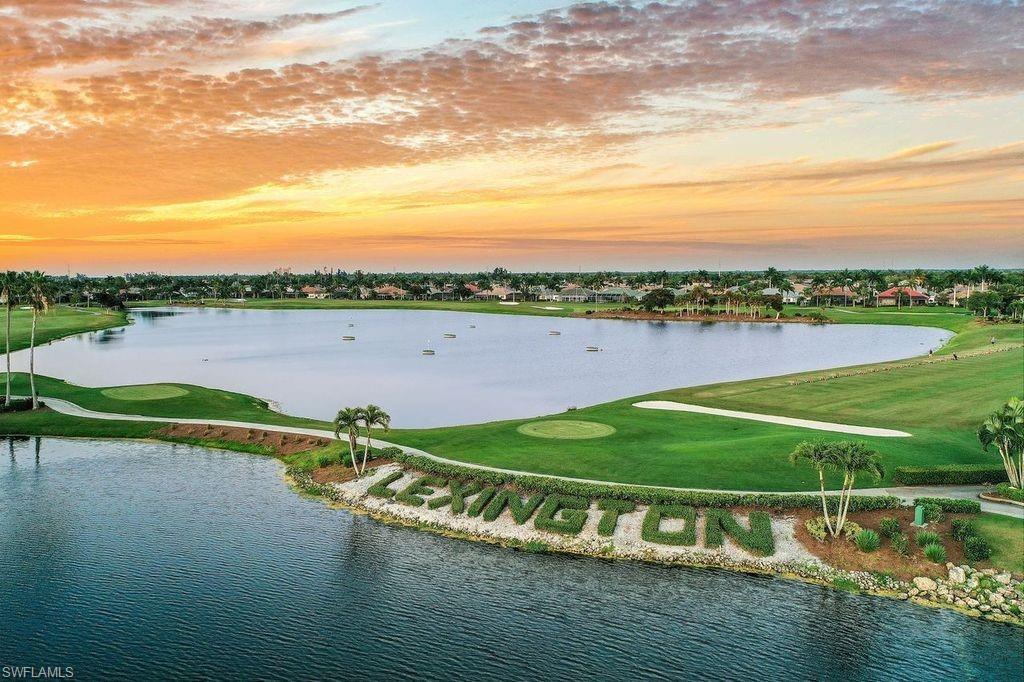 SUTTON WALK - Residential Lease