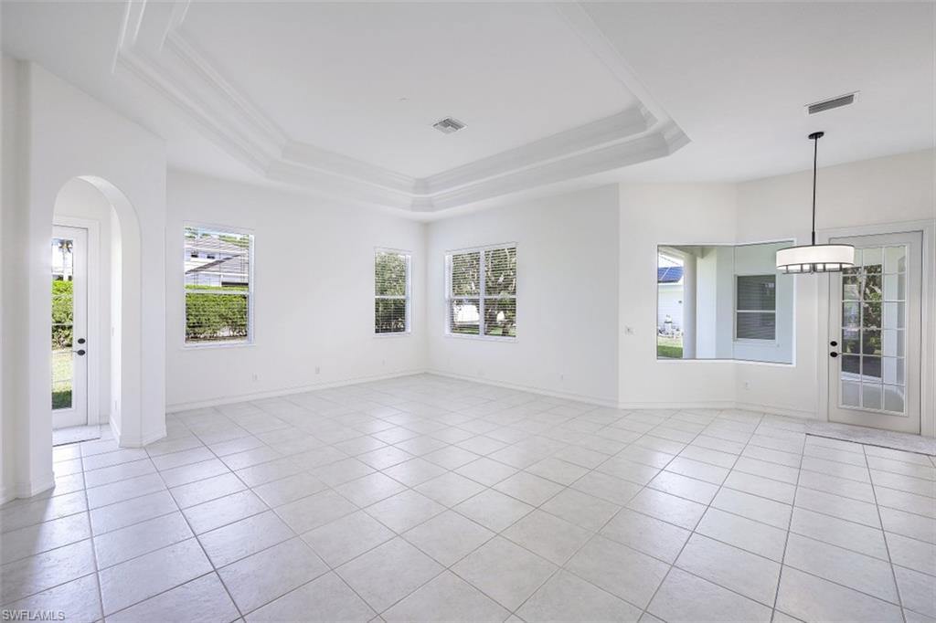 RIDGE LAKE - Residential