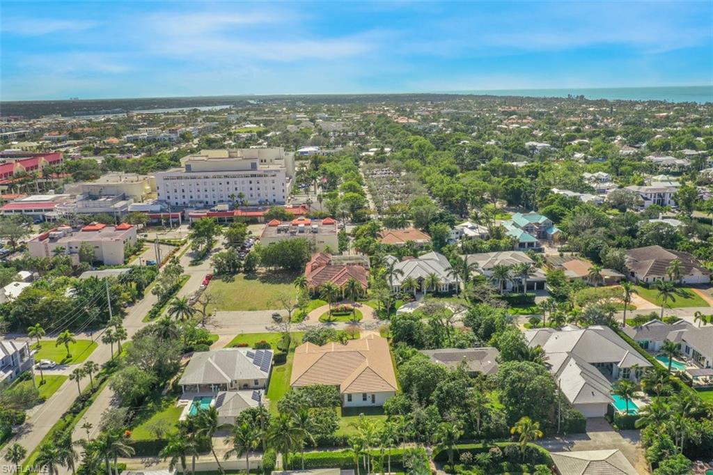 RIDGE LAKE - Residential