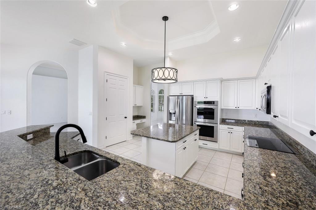 RIDGE LAKE - Residential