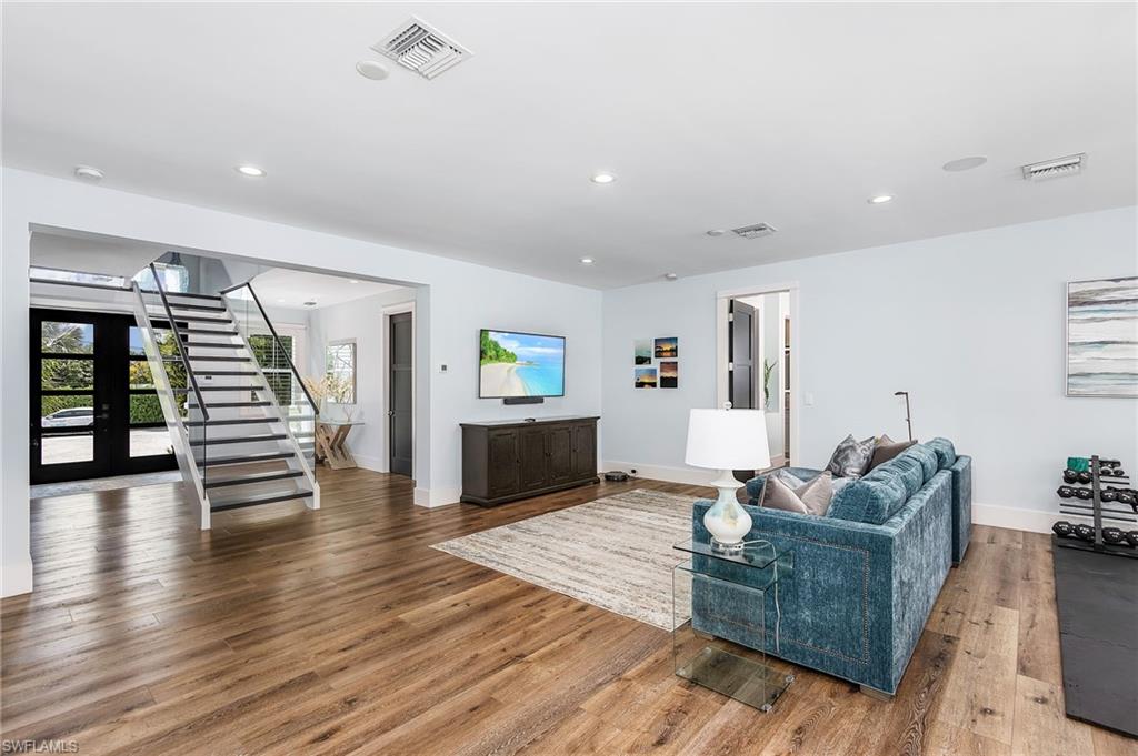 BROOKSIDE - Residential