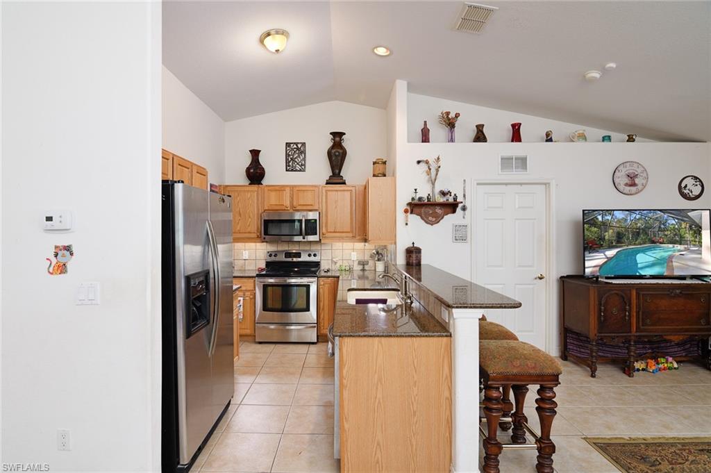 GOLDEN GATE ESTATES - Residential