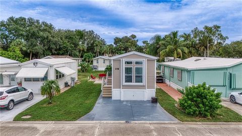 A home in NAPLES