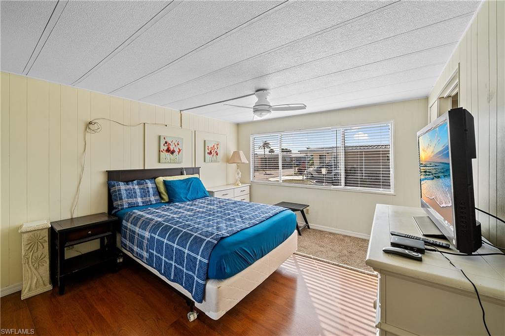 SIX LAKES COUNTRY CLUB - Residential