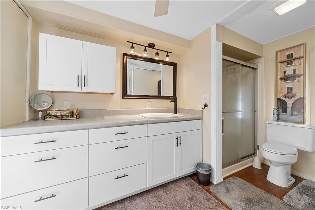 SIX LAKES COUNTRY CLUB - Residential