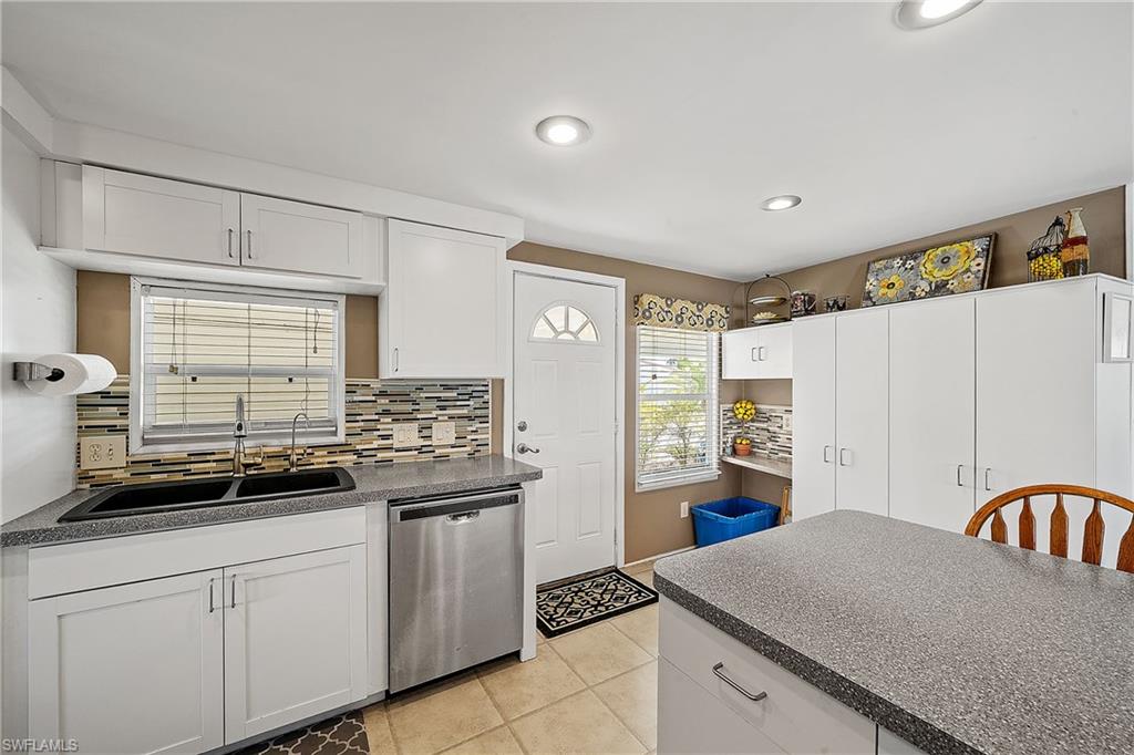 SIX LAKES COUNTRY CLUB - Residential