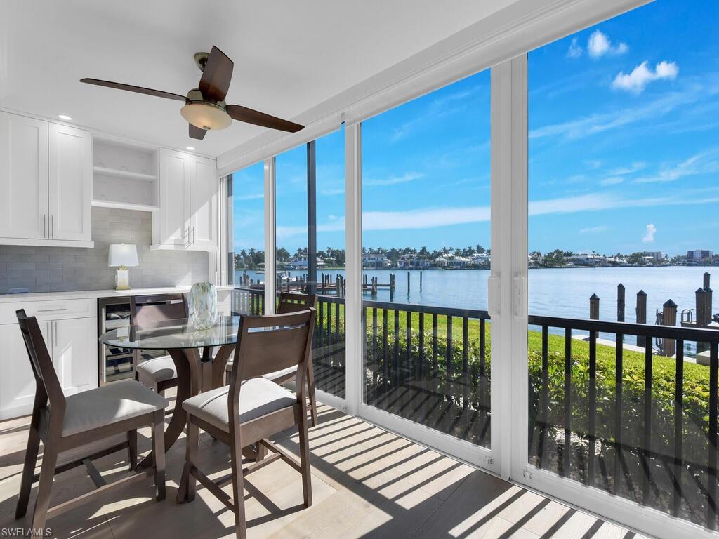 COMMODORE CLUB - Residential