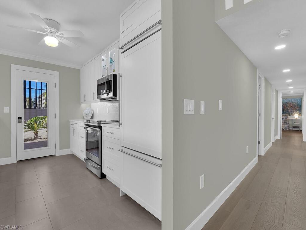 COMMODORE CLUB - Residential