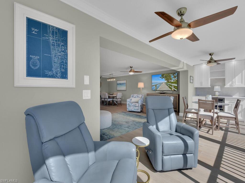 COMMODORE CLUB - Residential