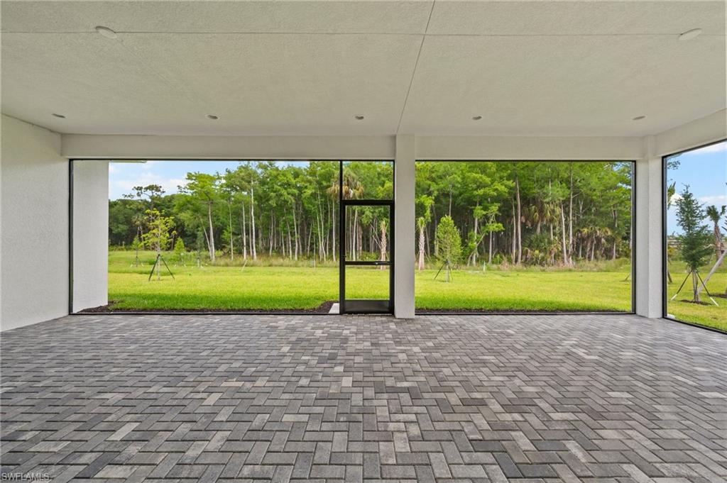 VALENCIA HARBOR - Residential