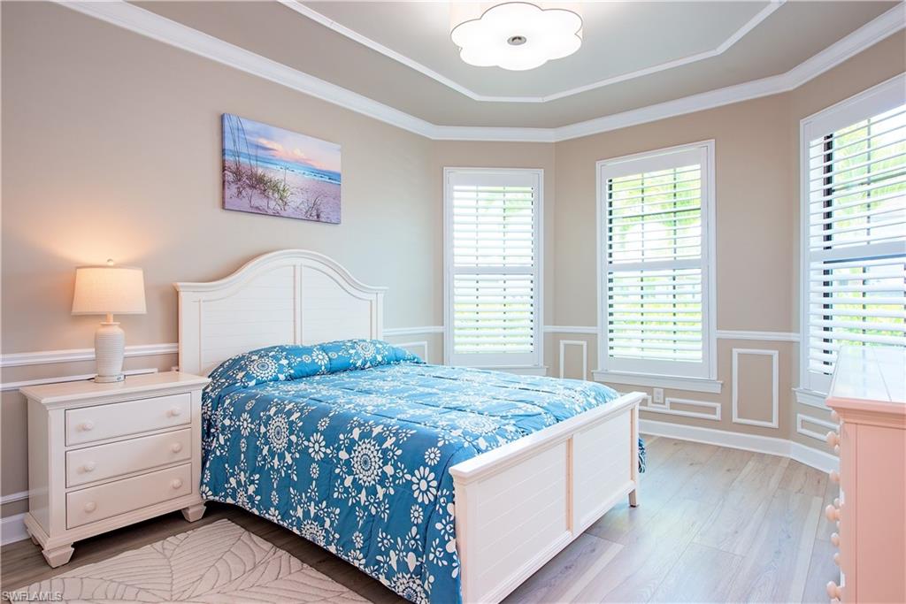 VENTANA POINTE - Residential